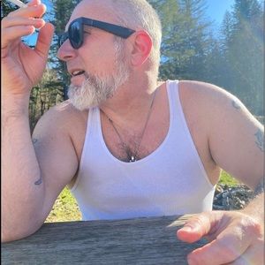 Meet your Posher, Clifford